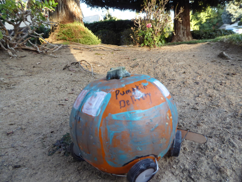 Illustration for article titled How about a Pumpkin Panel Van for Halloween?